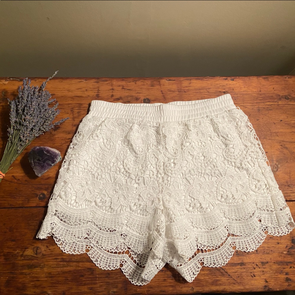 Lace shorts